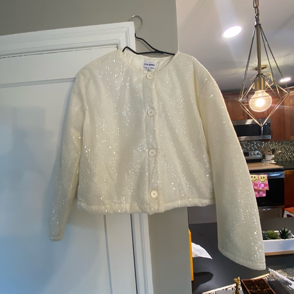 Steve Madden Cream Bomber Jacket Cropped sequined Puffer Jacket